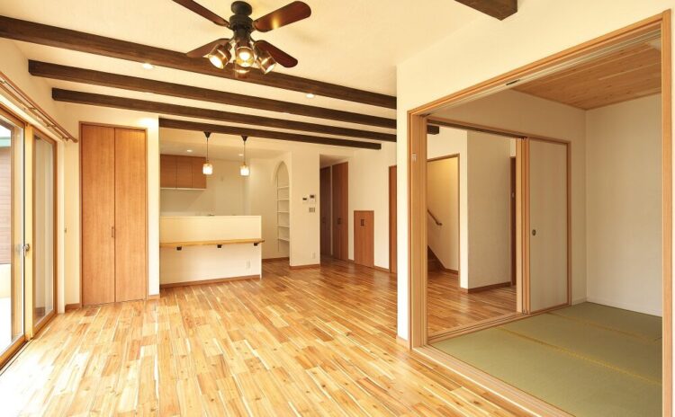大阪・泉州で建てた「和室コーナーのあるリビング」の施工実例5選